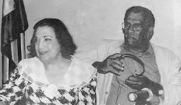 Olga Chams Eljach con Derek Walcott en Barranquilla en 1992.